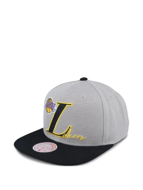 Mitchell & Ness Top Letter baseball cap