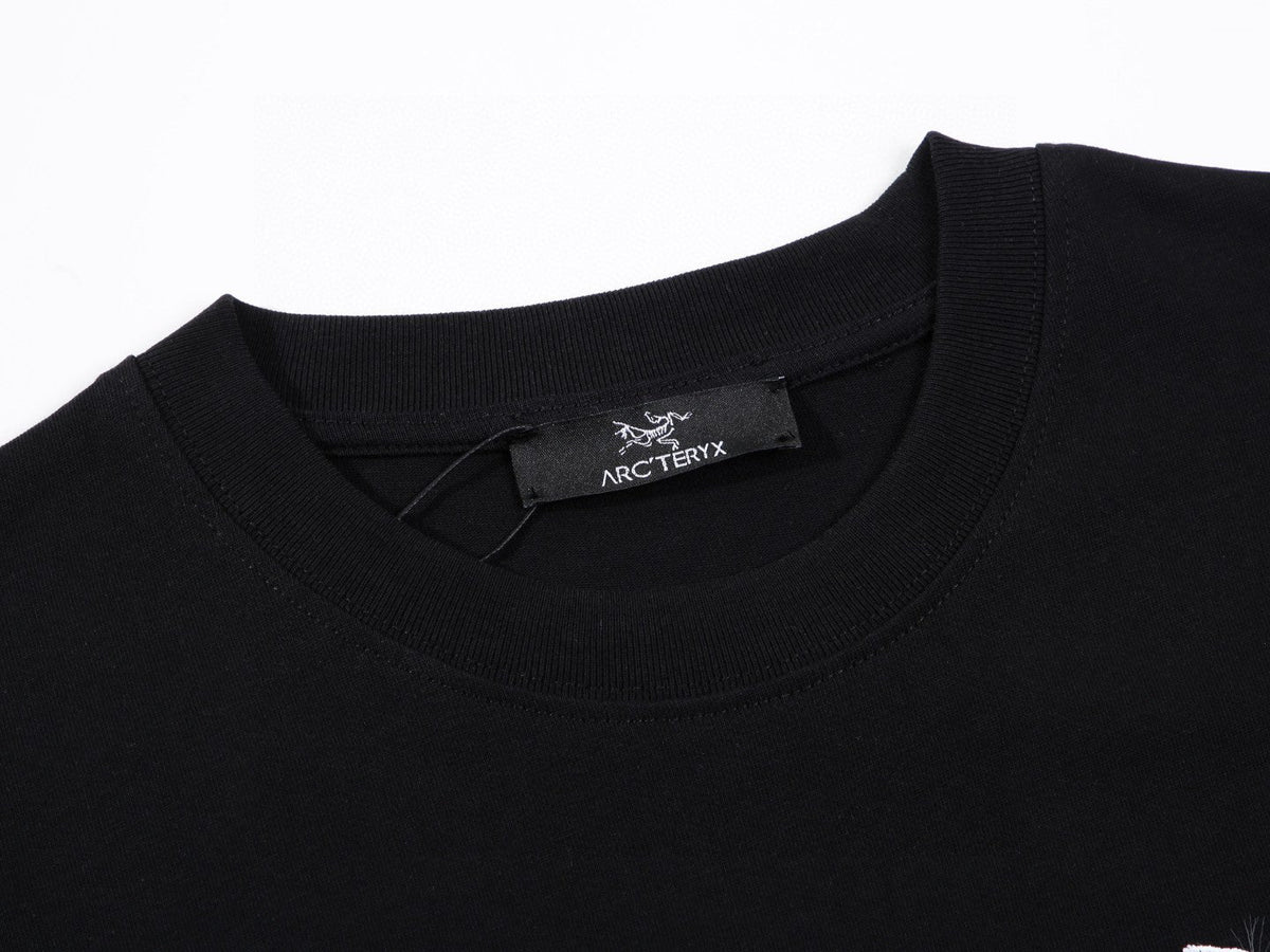 Arc'teryx Large White Bird Skeleton Logo Short‑Sleeve T‑Shirt Unisex