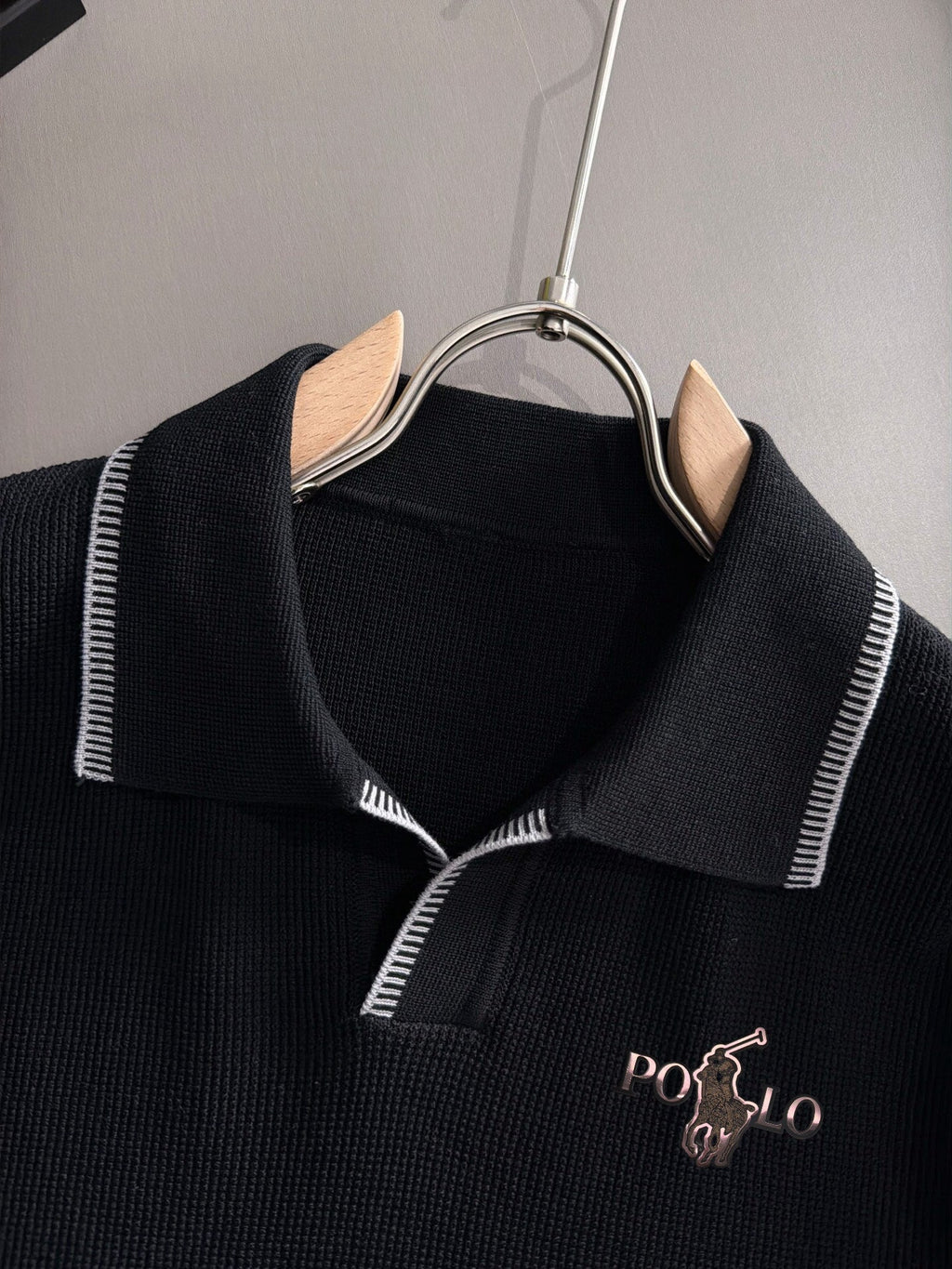 Men's Knit Short‑Sleeve Polo Shirt Contrast Trim Collar Embroidery Top