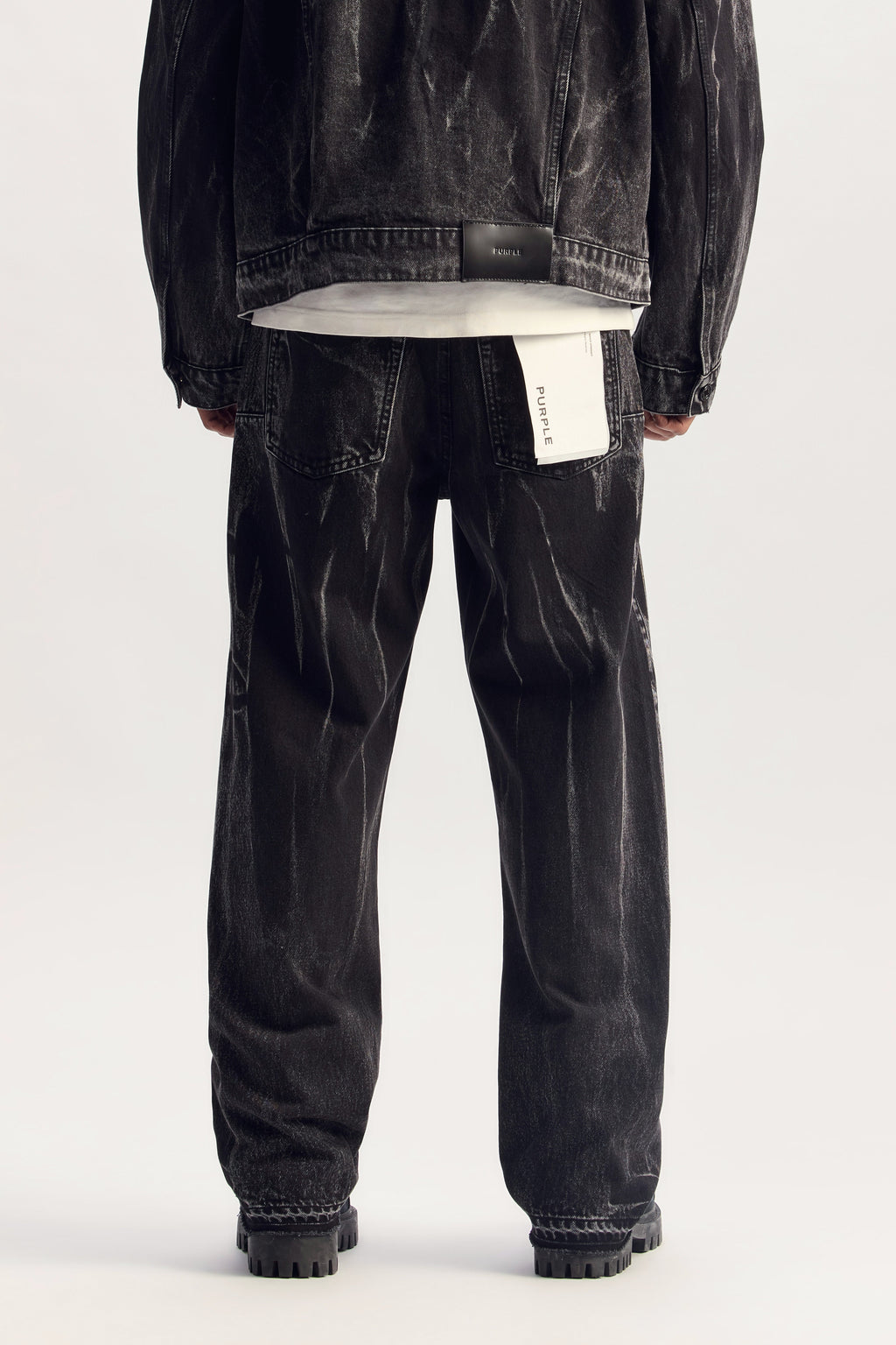 P018 Black Tie Dye