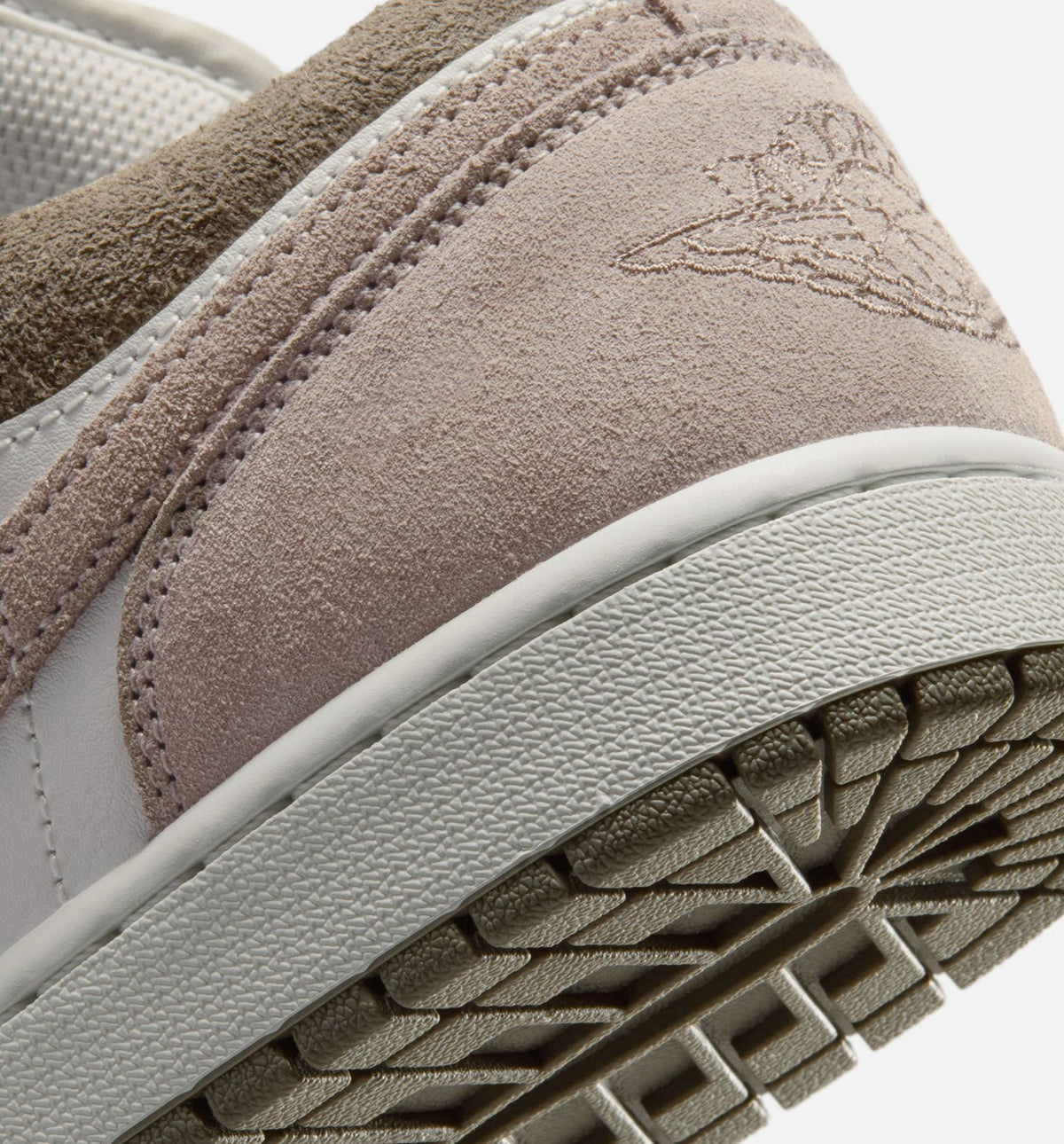 Air Jordan 1 Low Men's Lifestyle Shoe