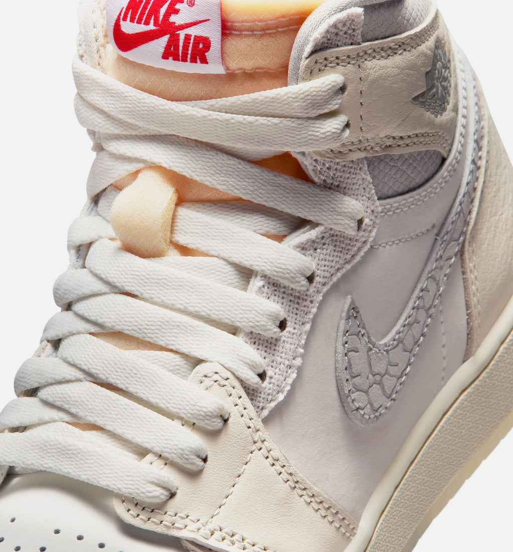 Air Jordan 1 Retro High OG Sail – Grade School Lifestyle Shoe in Sail/University Red/Pale Ivory/Coconut Milk/Phantom