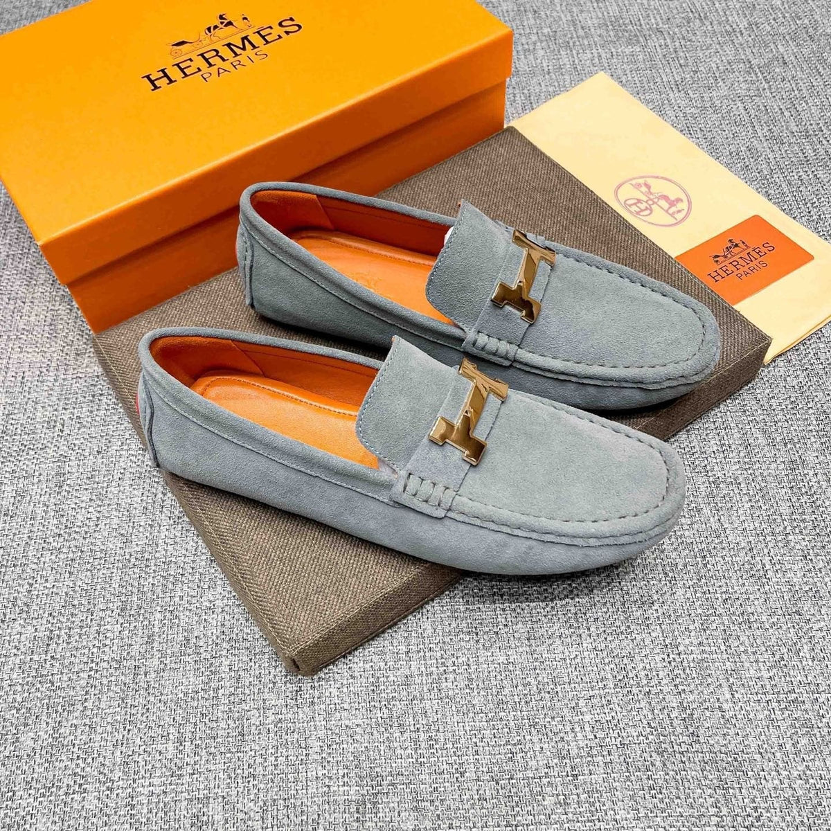 Hermès Men's Light Gray Suede Driving Loafers