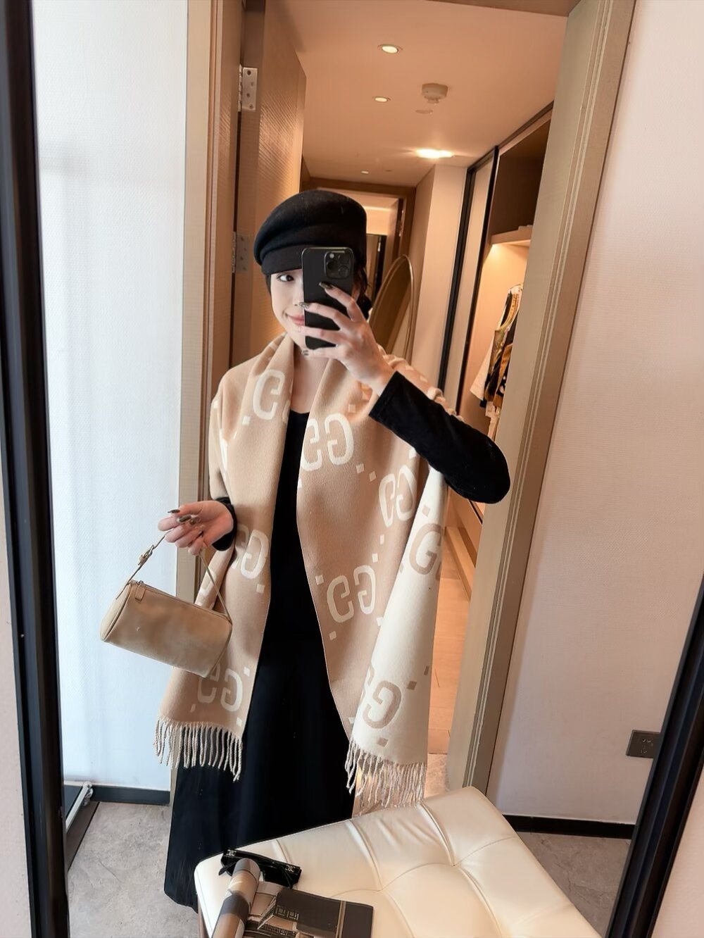 Gucci Two-Tone Fringed Scarf