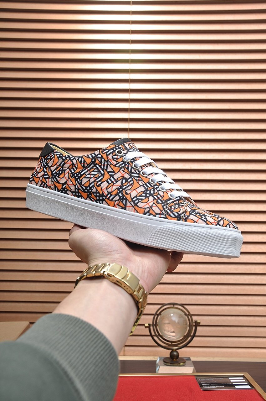 Burberry Geometric-Print Low-Top Sneakers - Orange, Black & White