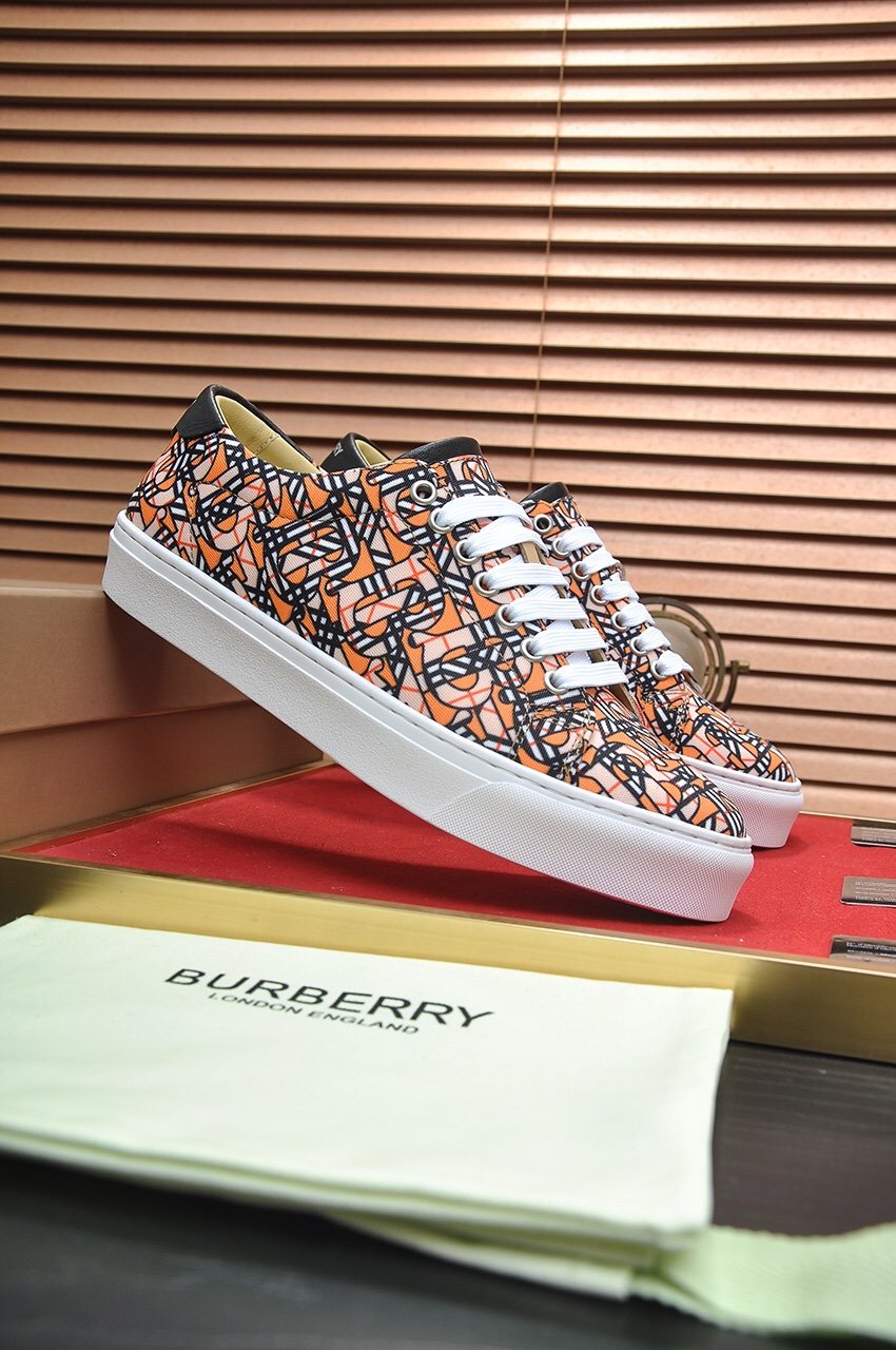 Burberry Geometric-Print Low-Top Sneakers - Orange, Black & White
