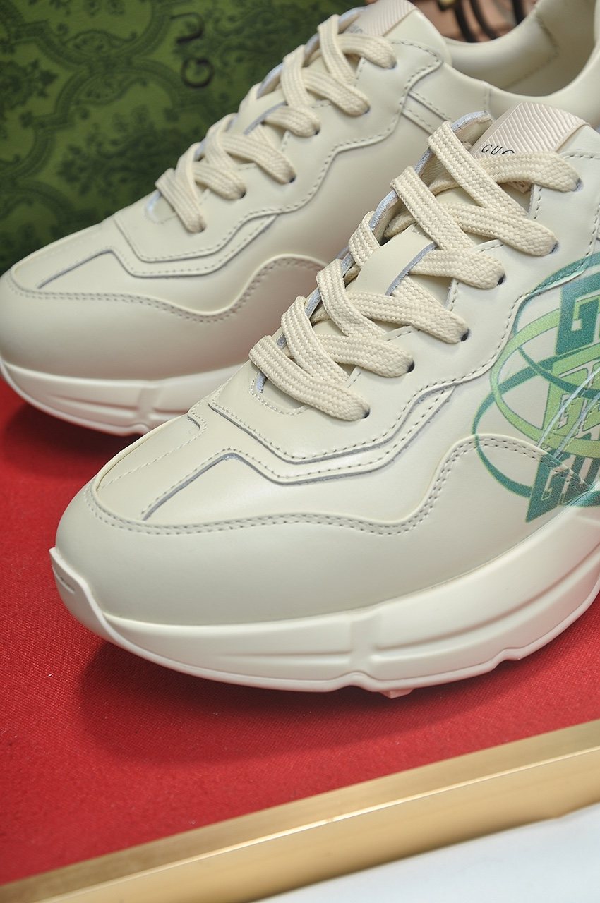 Gucci Off-White Green Graphic Low-Top Sneakers