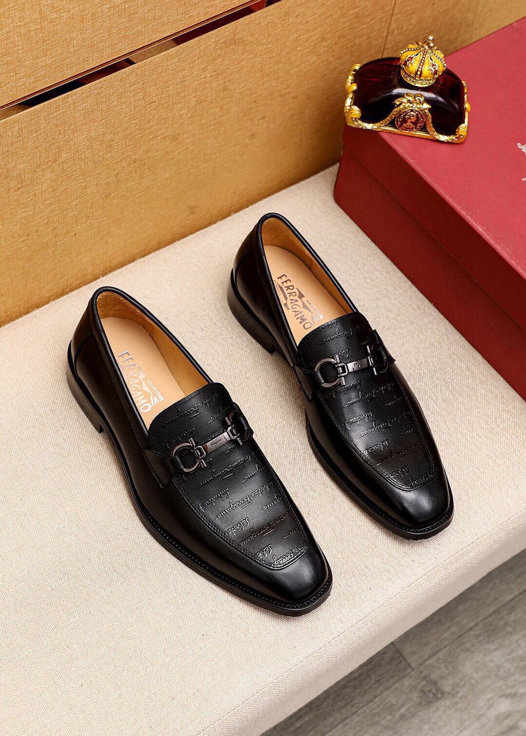 Ferragamo Textured Buckle Loafers