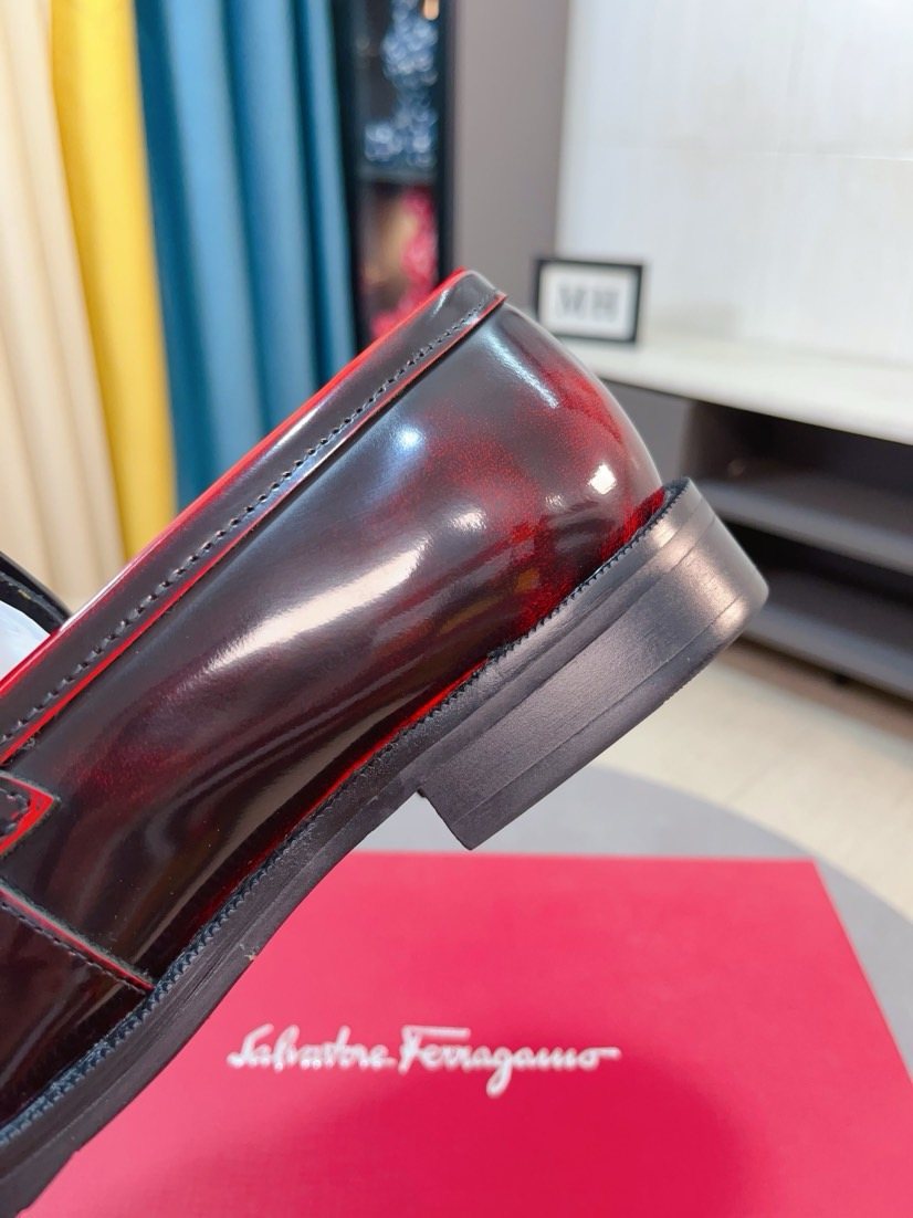 Ferragamo Men's Bit Loafers - Apron-Toe Styling